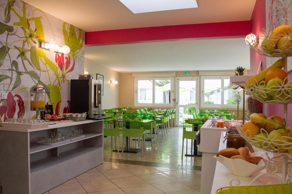 Les Hirondelles Hotel Les Sables-dʼOlonne Exterior foto