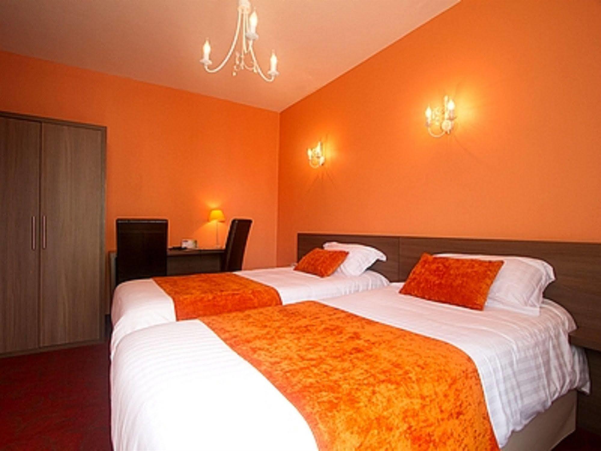 Les Hirondelles Hotel Les Sables-dʼOlonne Exterior foto
